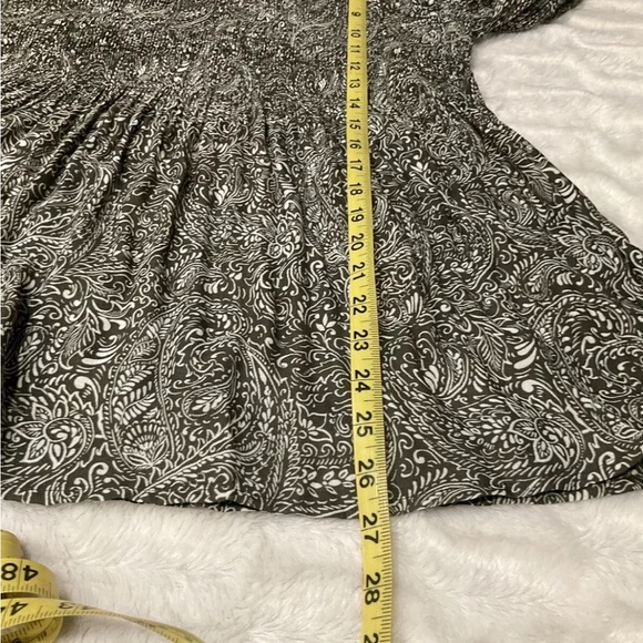 Cable & Gauge Women’s Crinkle Olive Green/White Boho Peasant Top Size L - Picture 7 of 8